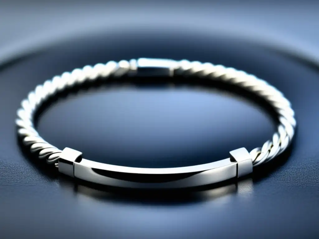 Pulsera plata hombre, diseño elegante y minimalista, artesanía impecable